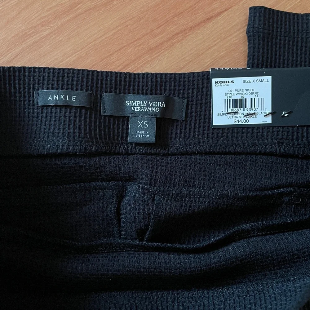 Vera Wang Ultra Stretch Ankle Pants - Picture 5 of 15